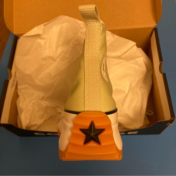 LAST ONE!!! CONVERSE GO RUN HIKE IN OLIVE AURA - Picture 8 of 8